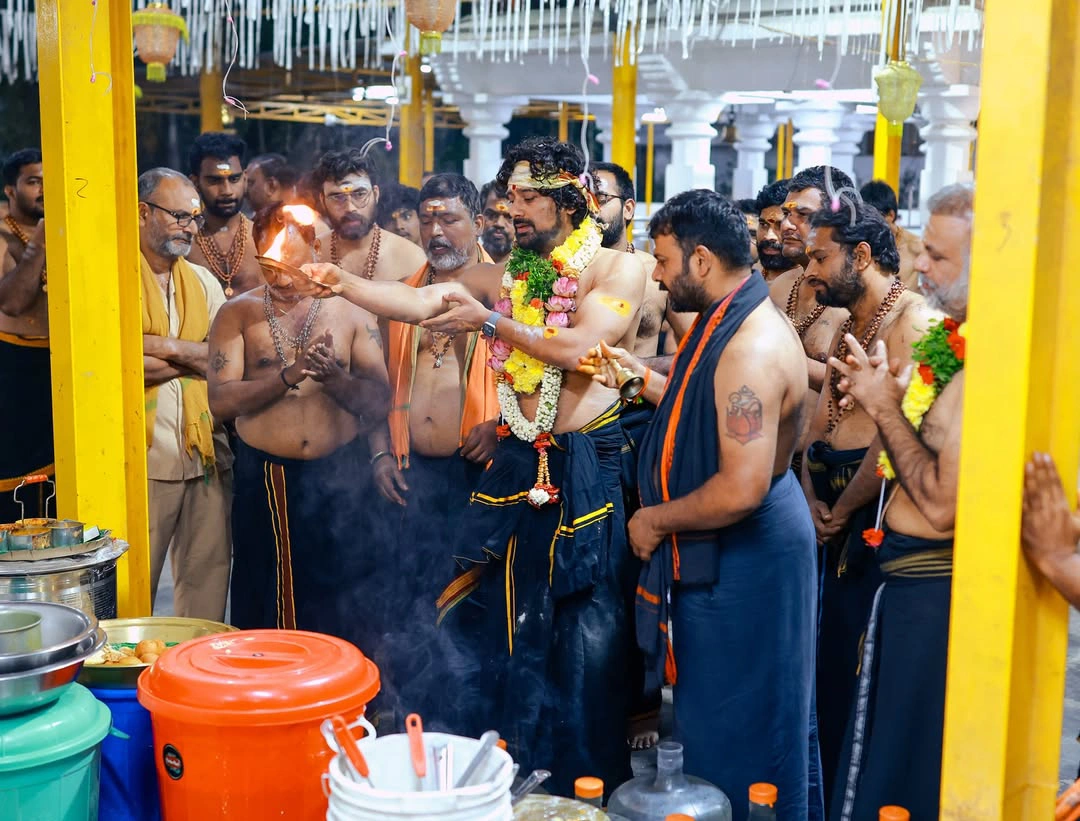 Varun Sandesh Vithika Sheru Performed Ayyappa Swamy Padi Pooja