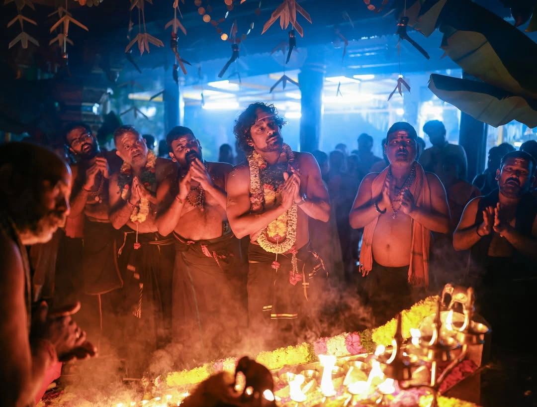 Varun Sandesh Vithika Sheru Performed Ayyappa Swamy Padi Pooja
