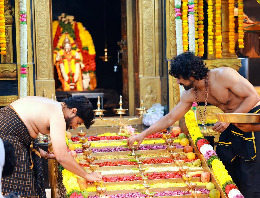 Varun Sandesh Vithika Sheru Performed Ayyappa Swamy Padi Pooja