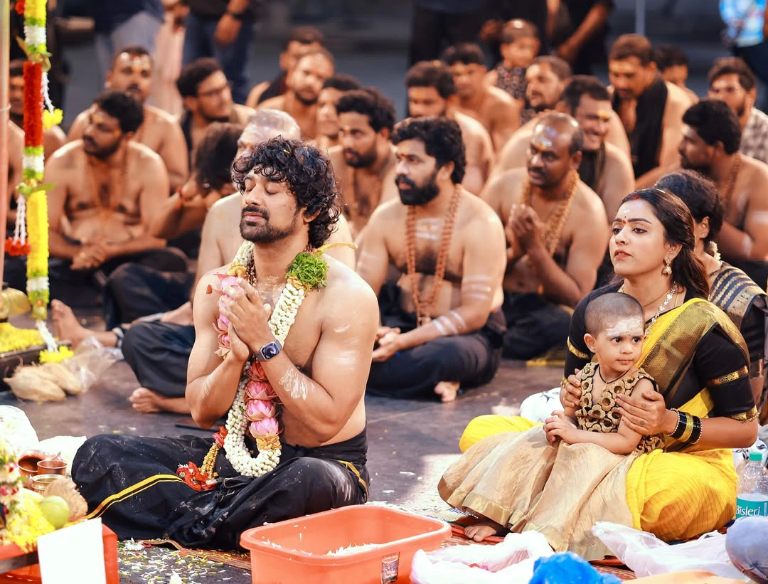 Varun Sandesh Vithika Sheru Performed Ayyappa Swamy Padi Pooja