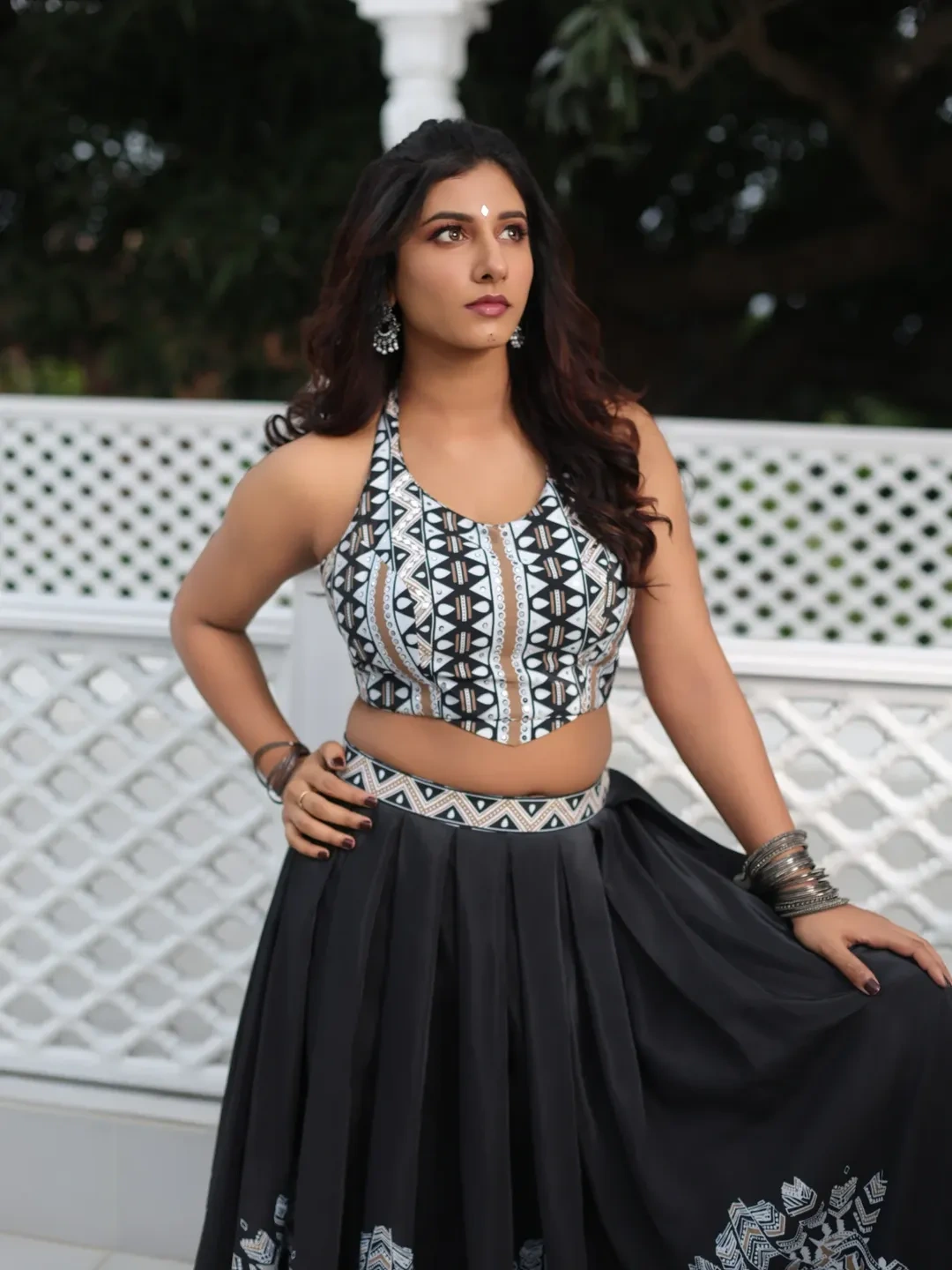 Vishnupriya Bhimeneni Cute Looks in Black and White Outfit