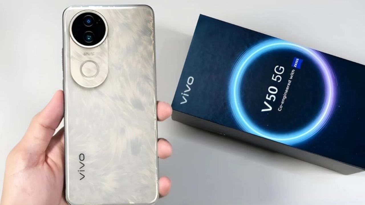Vivo V50 Smartphone
