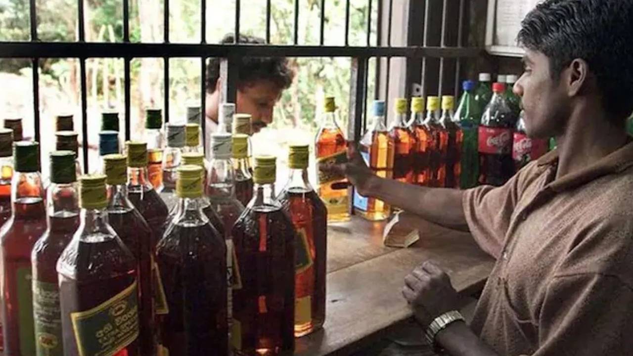 Wine Shops Close : మందు బాబులకు బిగ్ అలర్ట్.. నాలుగు రోజులు వైన్ షాపులు బంద్ ..