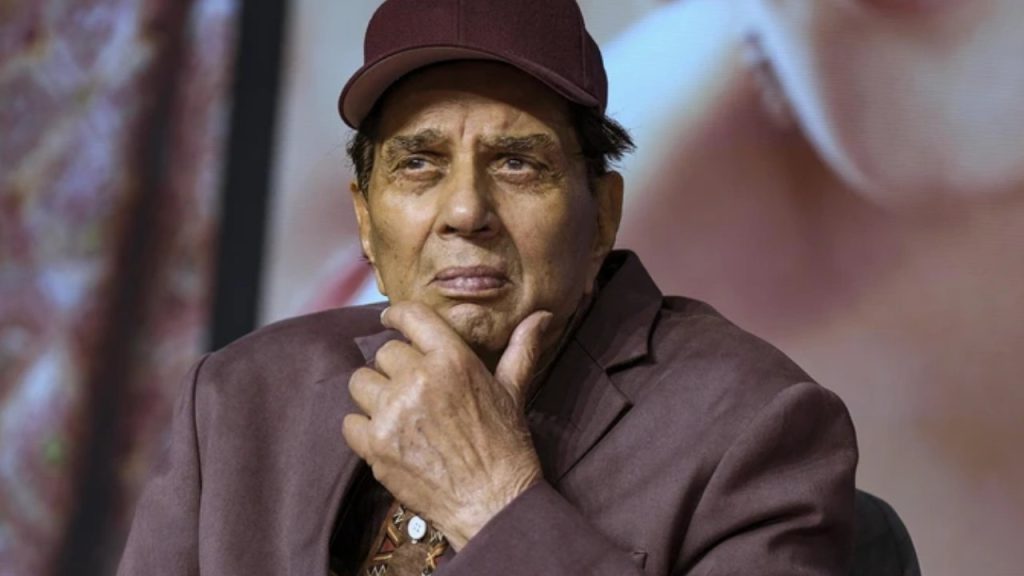 Bollywood Star Hero Dharmendra Discharged from Hospital