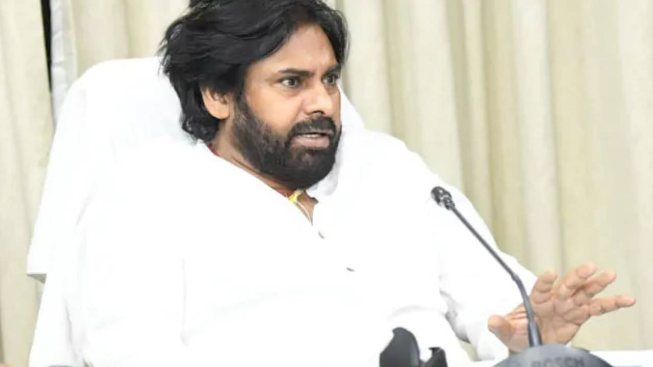 kashibugga stampede : తొక్కిసలాట ఘటనపై దిగ్భ్రాంతి వ్యక్తం చేసిన పవన్ కల్యాణ్.. విచారణ చేపడతాం kashibugga stampede : తొక్కిసలాట ఘటనపై దిగ్భ్రాంతి వ్యక్తం చేసిన పవన్ కల్యాణ్.. విచారణ చేపడతాం