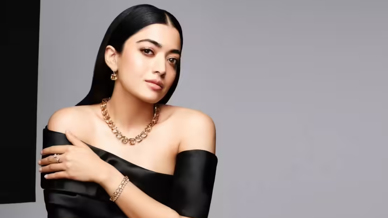 Rashmika Mandanna: రష్మిక బ్యాడ్ లక్.. ఆ క్రేజీ ప్రాజెక్టు నుంచి తీసేశారు.. మరి ఎవరు చేస్తున్నారో తెలుసా..