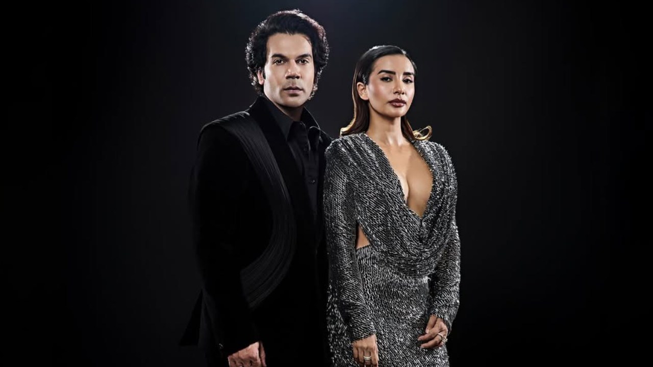 Bollywood Couple : పండంటి పాపాయికి జన్మనిచ్చిన బాలీవుడ్ స్టార్ కపుల్.. వెడ్డింగ్ యానివర్సరీ రోజే డెలివరీ..