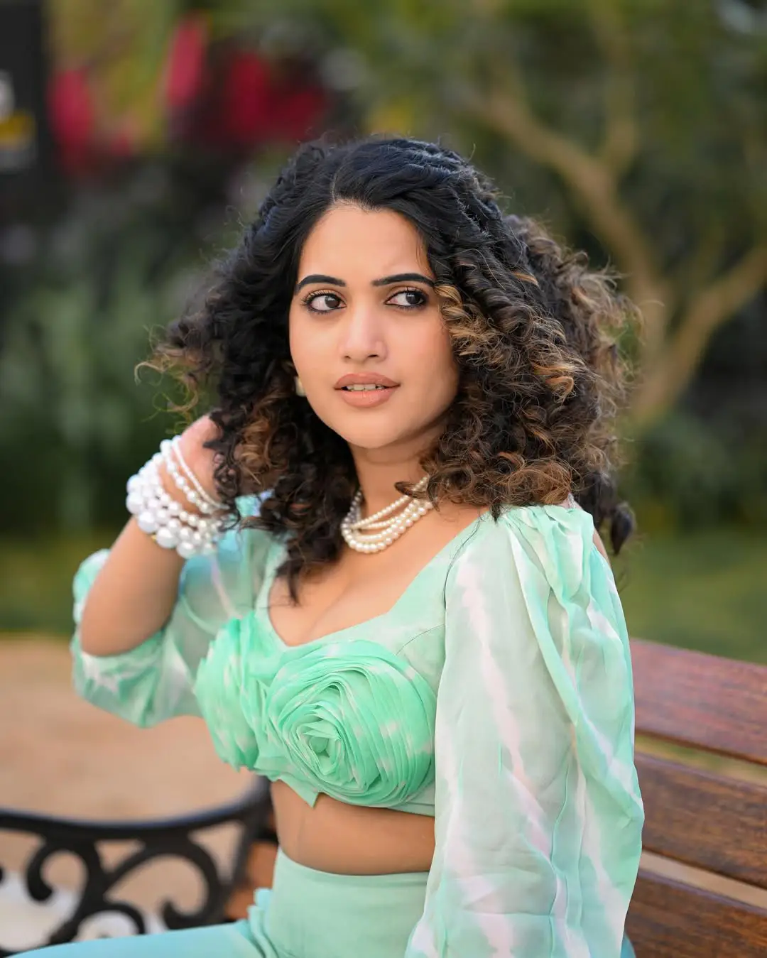 Anchor Sravanthi Chokarapu latest photos (1)