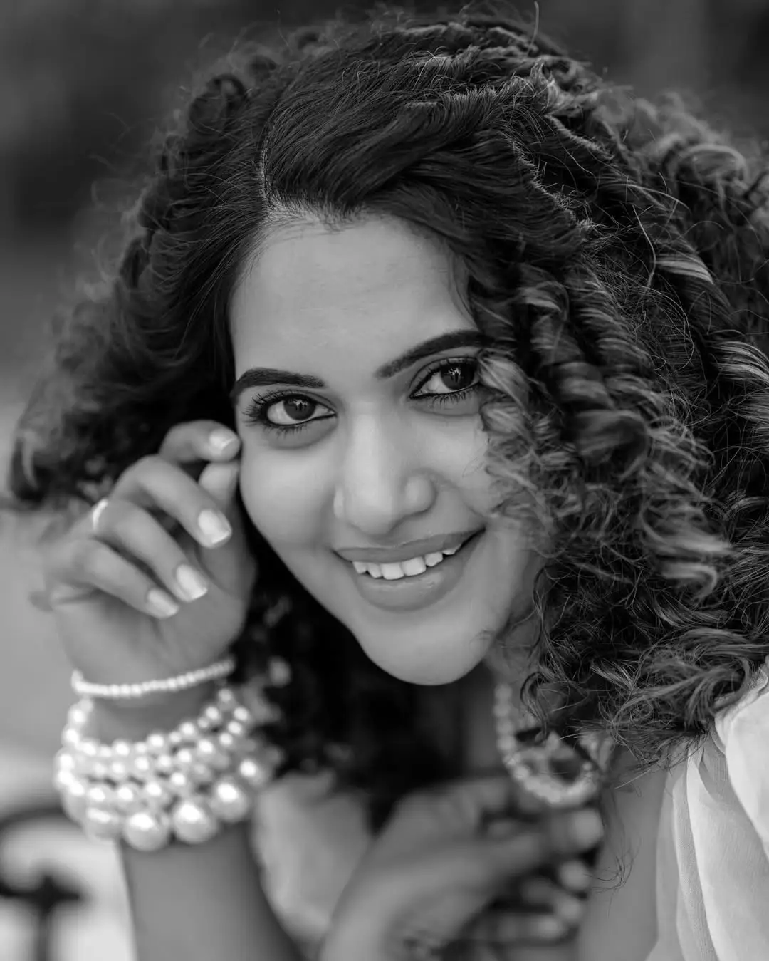 Anchor Sravanthi Chokarapu latest photos (1)