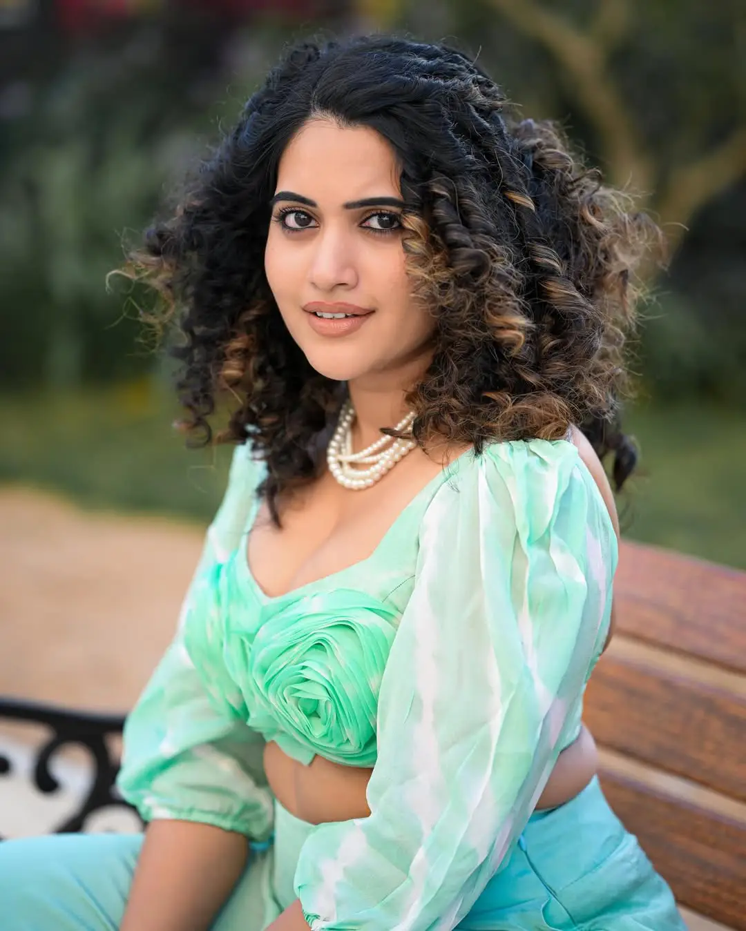 Anchor Sravanthi Chokarapu latest photos (1)