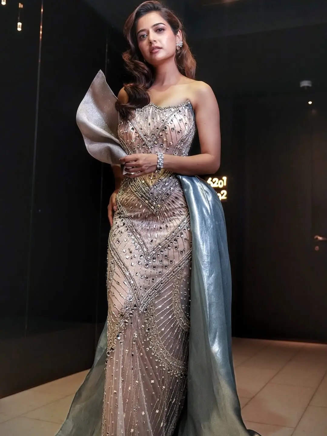 Ashika Ranganath glamour photos going viral on social media. (1)