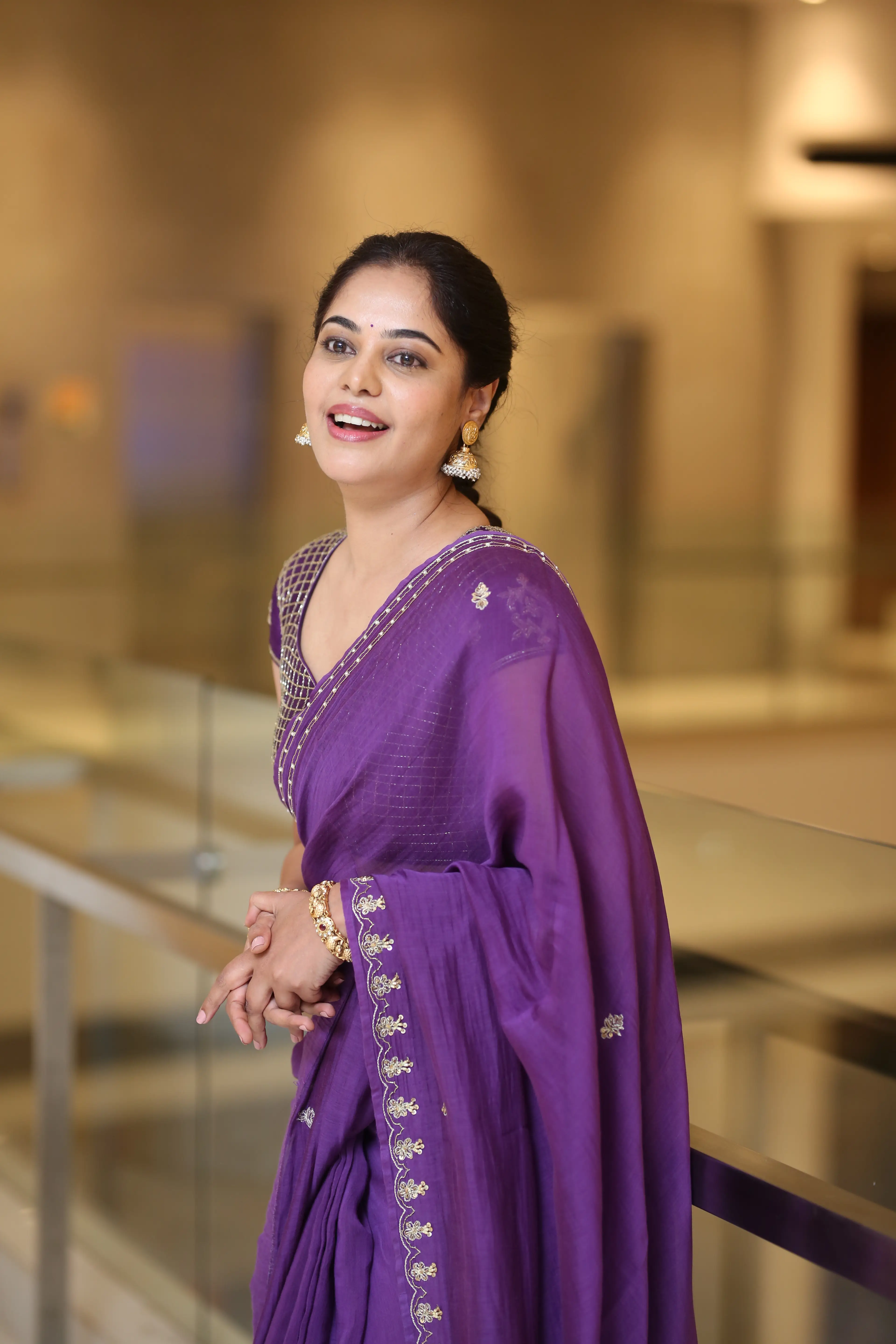 Bindu Madhavi at the Dandora movie event (1)