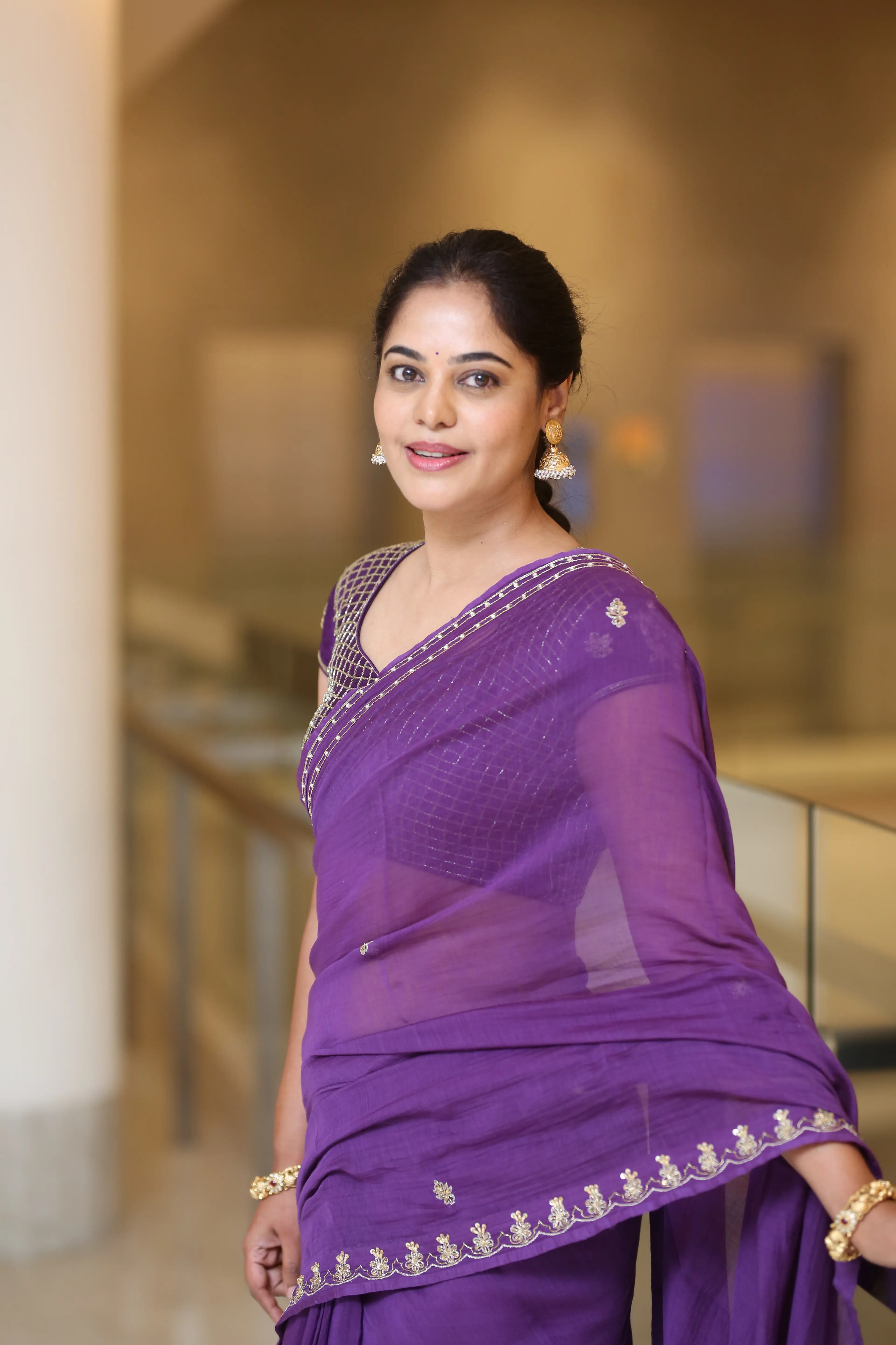 Bindu Madhavi at the Dandora movie event (1)