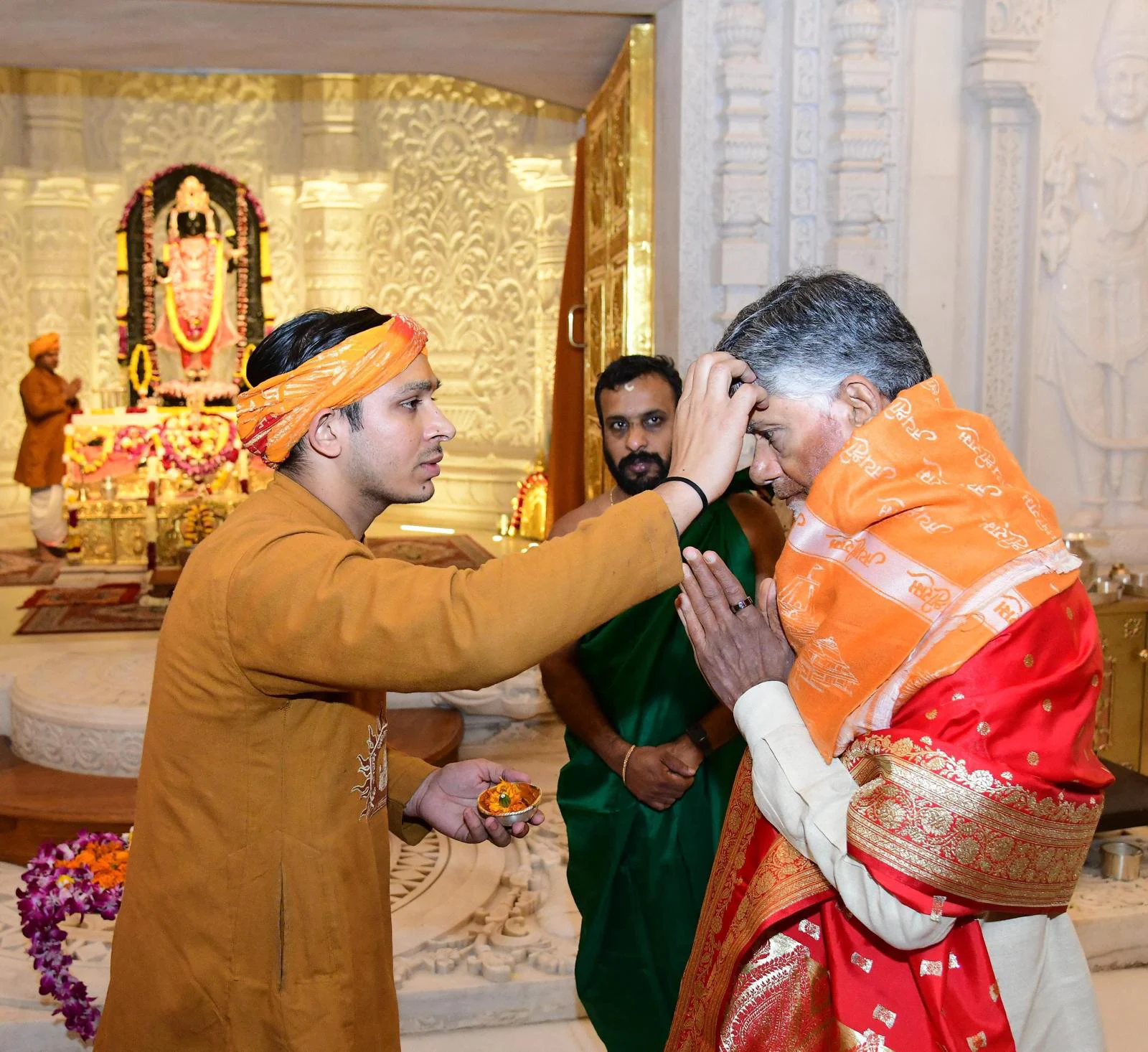 CM Nara Chandrababu Naidu Visits Shri Ram Janmabhoomi Mandir in Ayodhya