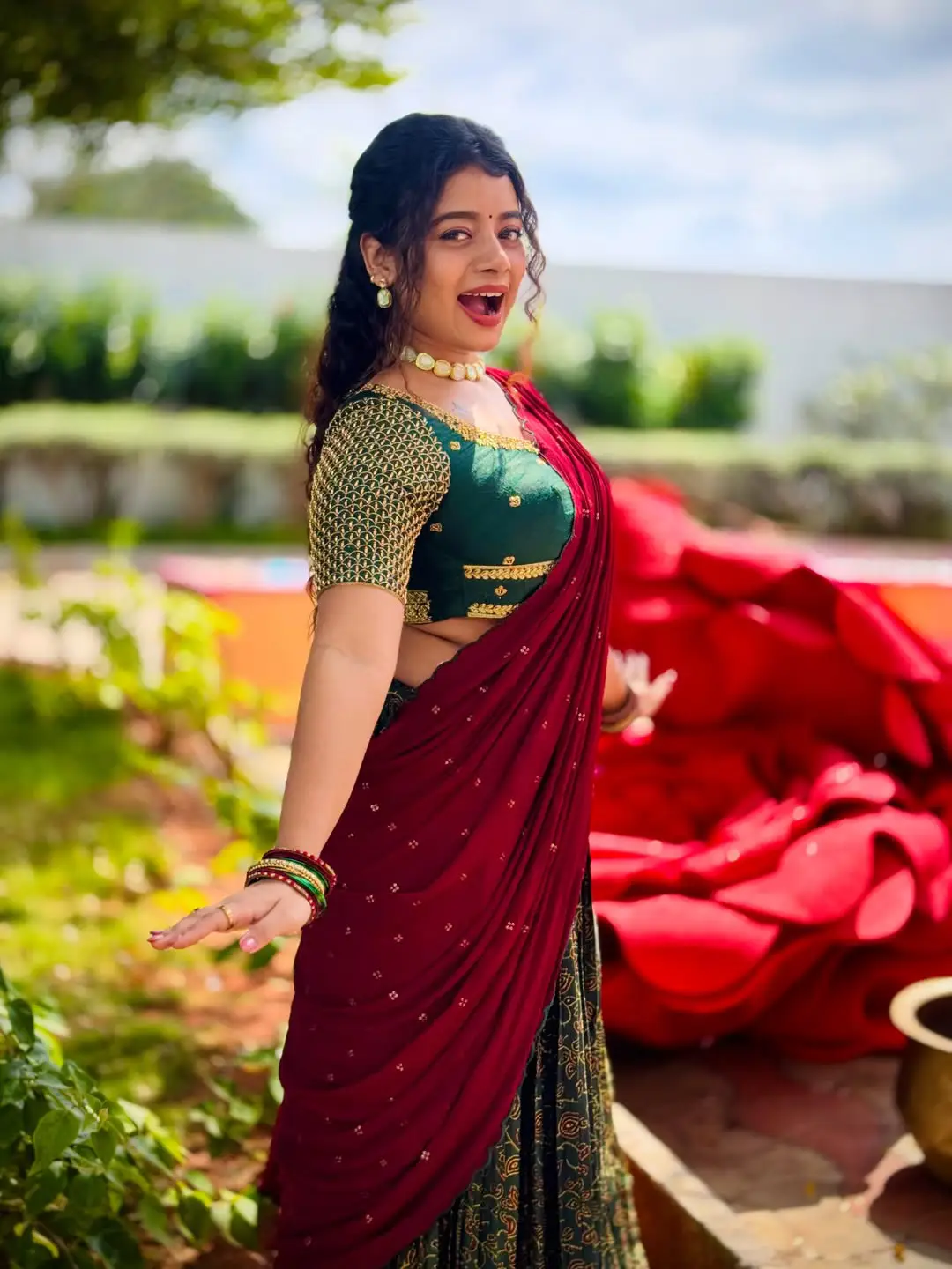 Dancer Nainika Latest Glamour Photos (1)
