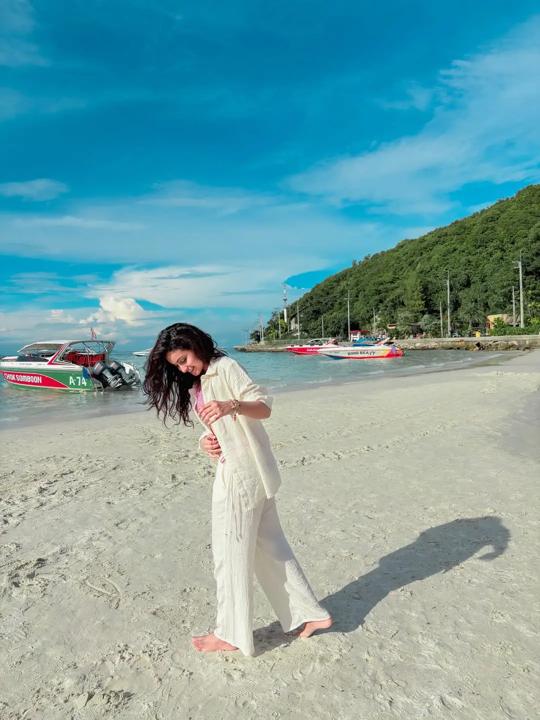 Deepika pilli beach glamour photos