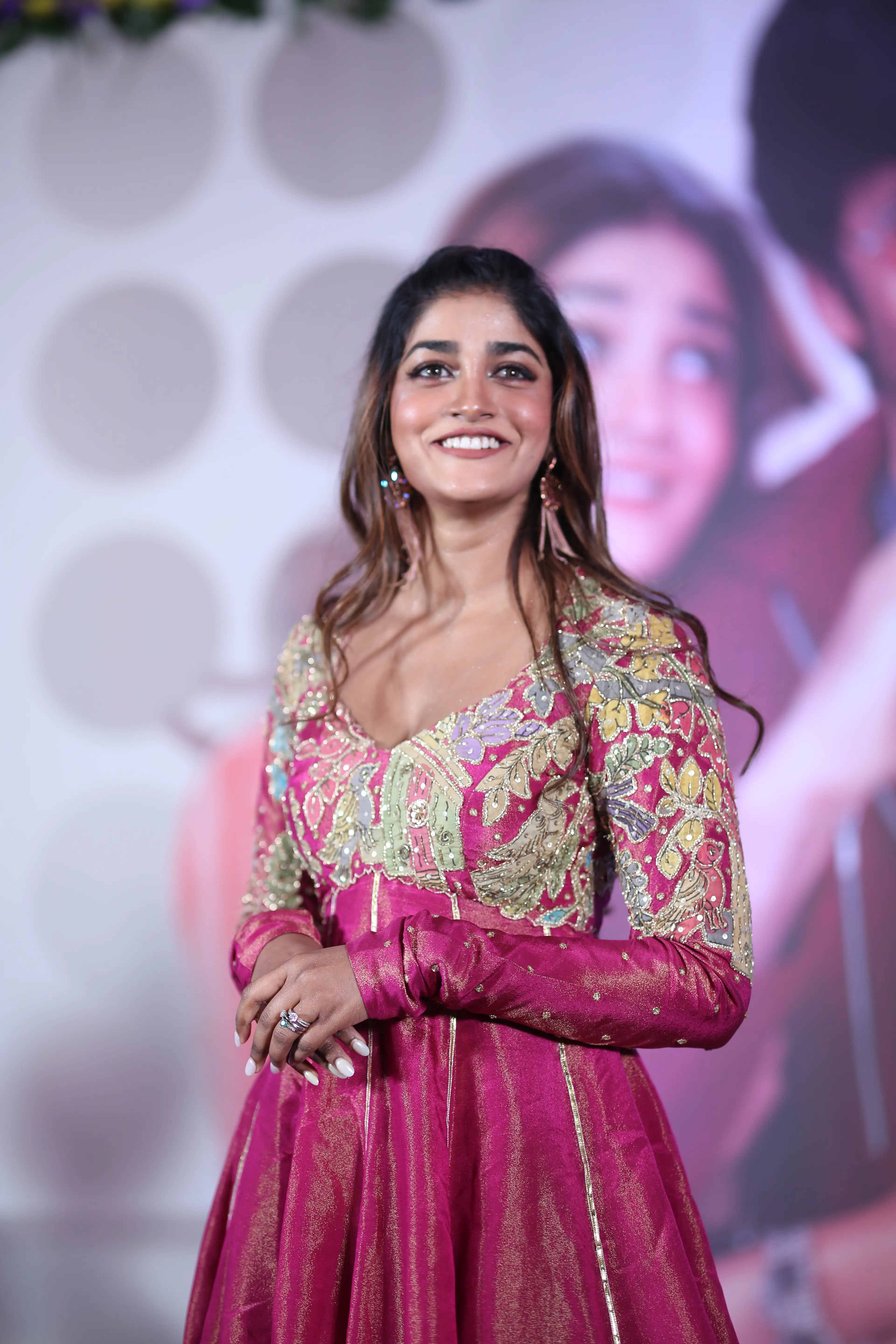 Dimple Hayathi's glamour show at Bharat Mahasayulaku wignapthi movie event (1)