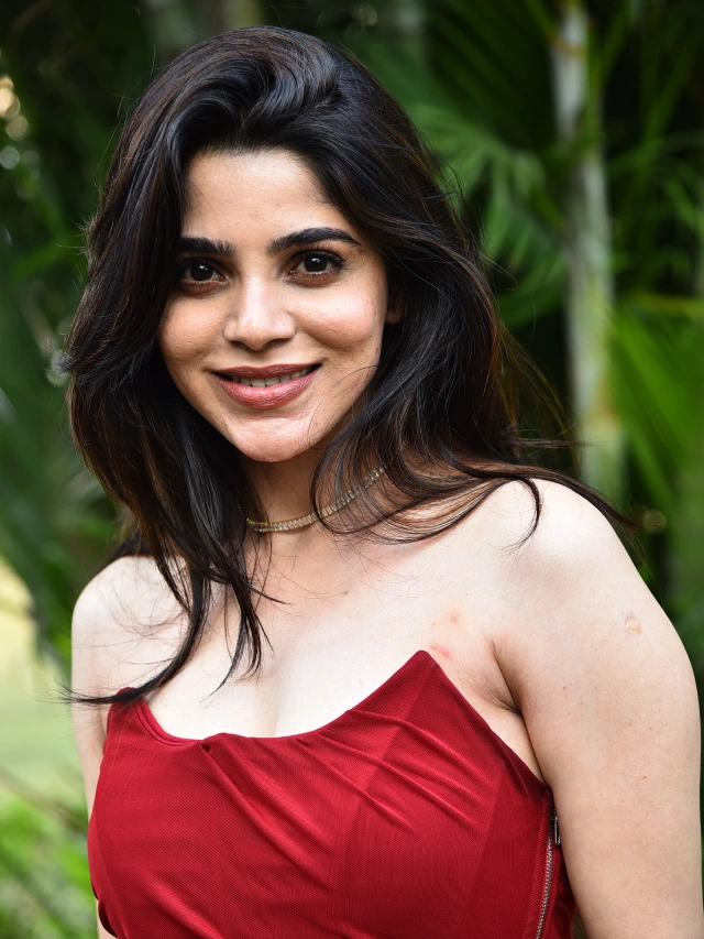 Divyabharathi Stunning Looks in Red Dress From Goat Teaser Launch Event