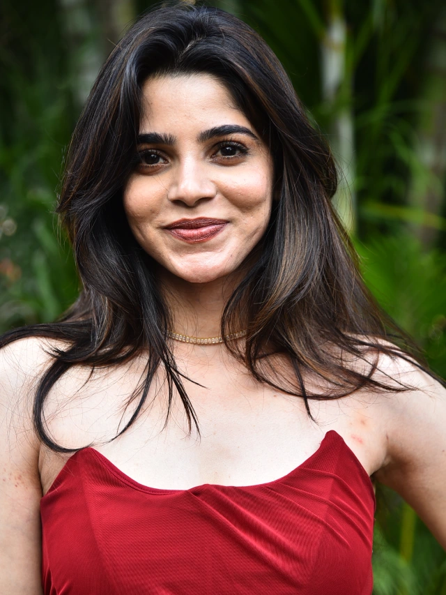 Divyabharathi Stunning Looks in Red Dress From Goat Teaser Launch Event