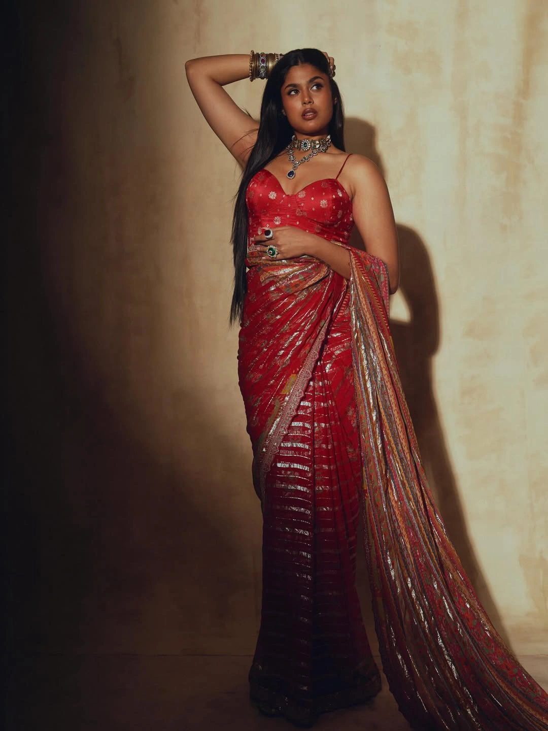 Faria Abdullah Sizzling Photos in Saree