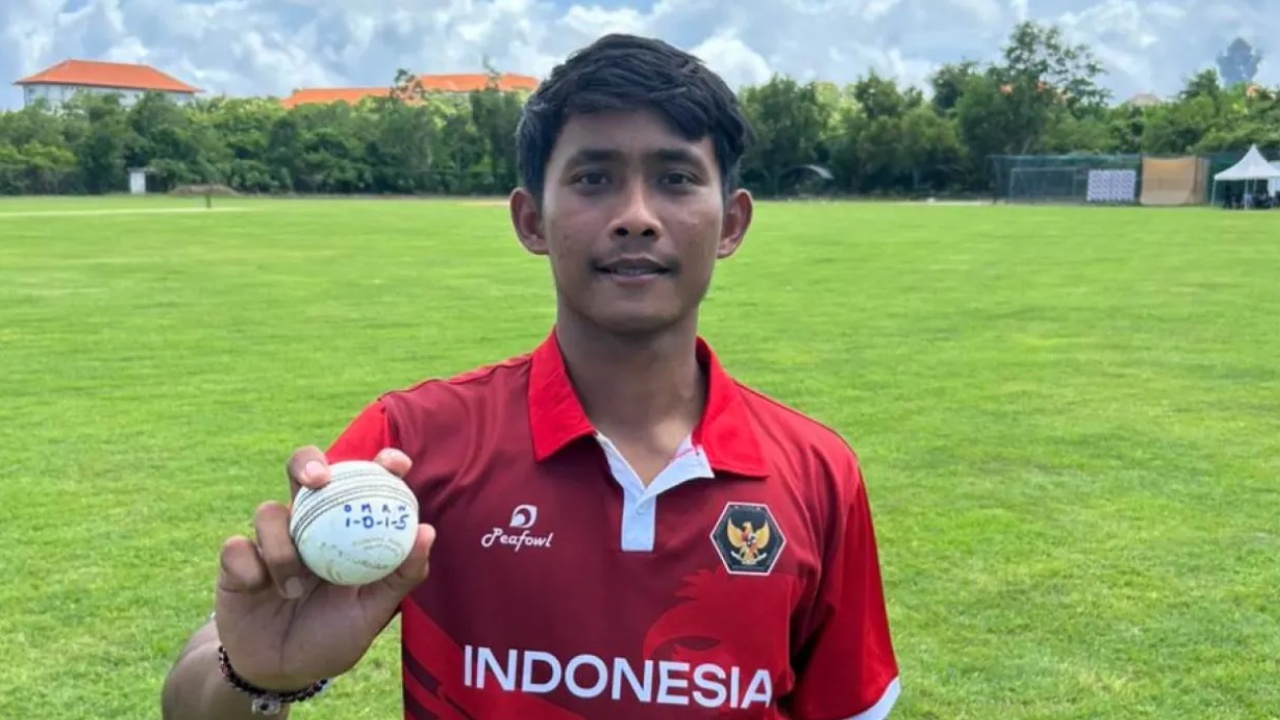 Gede Priandana : అంత‌ర్జాతీయ టీ20 క్రికెట్‌లో అద్భుతం.. ఒకే ఓవ‌ర్‌లో ఐదు వికెట్లు తీసిన ఇండోనేషియా బౌల‌ర్‌..