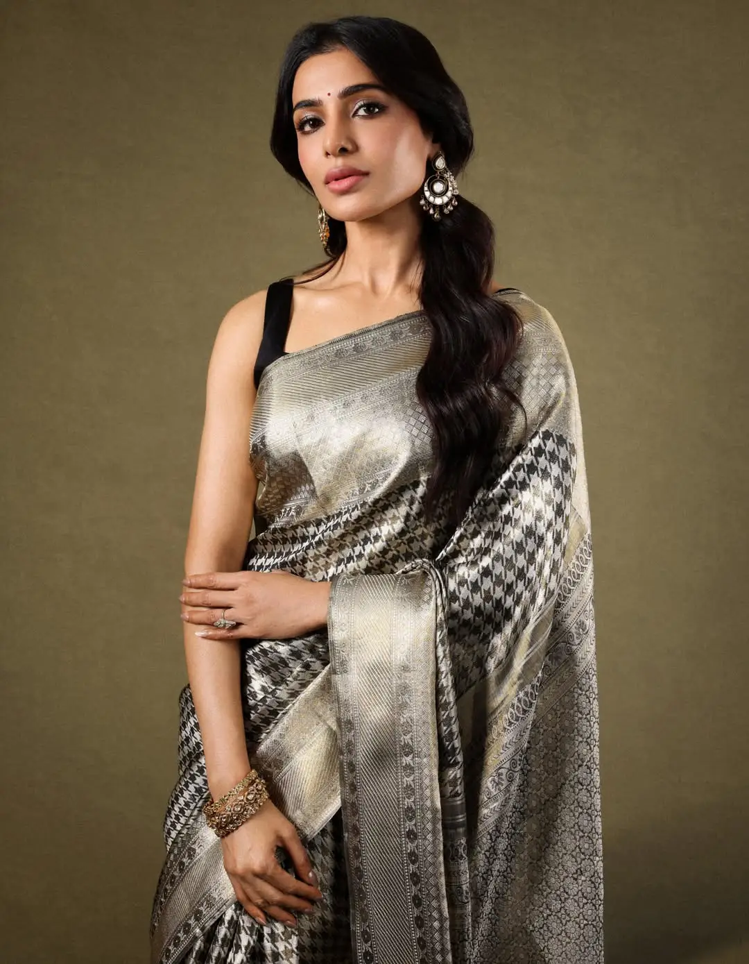 Glamorous beauty Samantha latest photos (1)