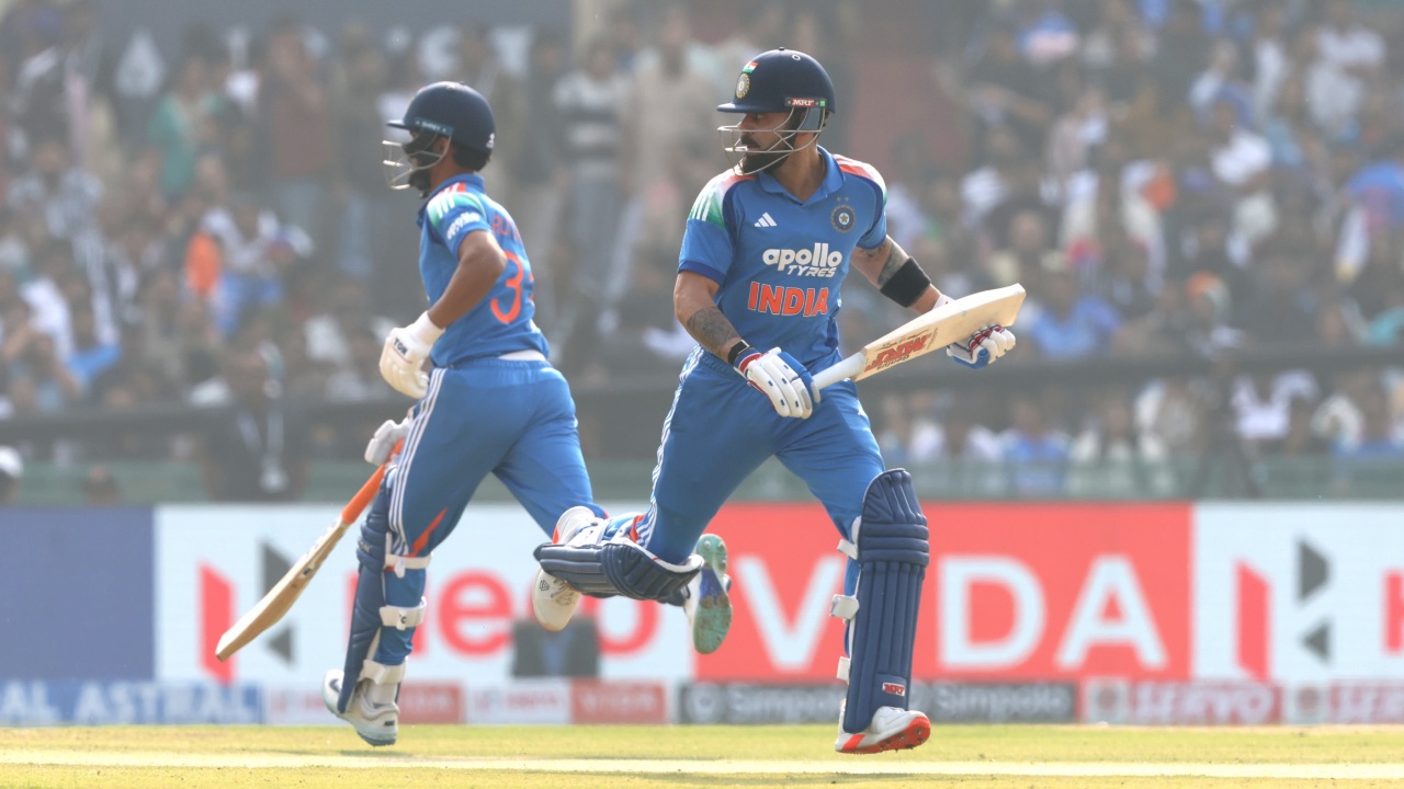 IND vs SA : సెంచ‌రీల‌తో చెల‌రేగిన కోహ్లీ, రుతురాజ్‌..  రెండో వ‌న్డేలో ద‌క్షిణాఫ్రికా ముందు భారీ ల‌క్ష్యం..