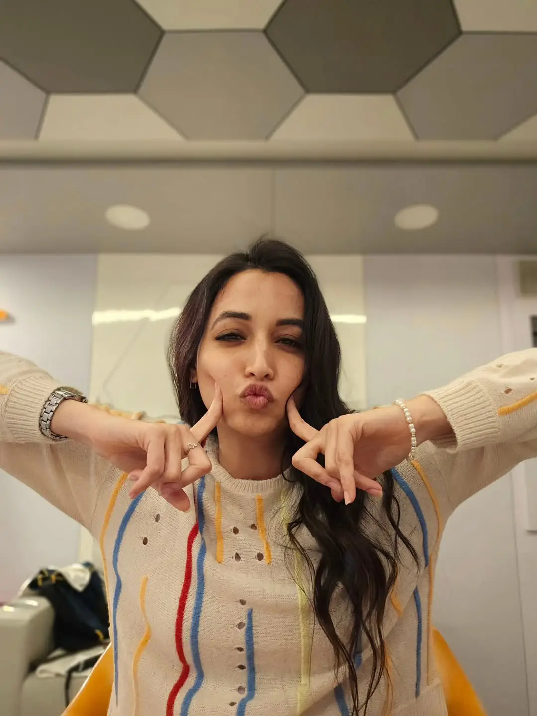 Kannada beauty Srinidhi Shetty latest photos (1)