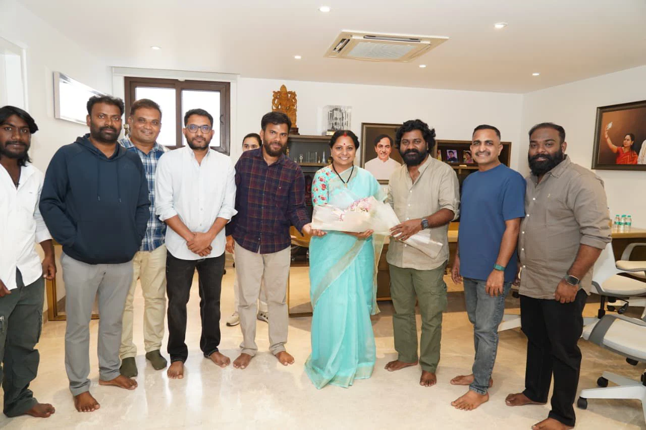 Kalvakuntla Kavitha Appreciates Raju Weds Rambai Movie Unit