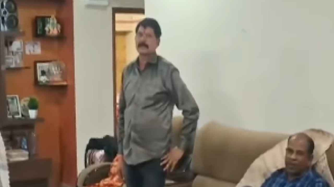 ACB Raids: వామ్మో.. ఈ ప్రభుత్వ ఉద్యోగి ఆస్తులు 100 కోట్లు పైనే..! పెట్రోల్ బంకులు, షాపింగ్ కాంప్లెక్స్ లు, హోటళ్లు ఇంకా..