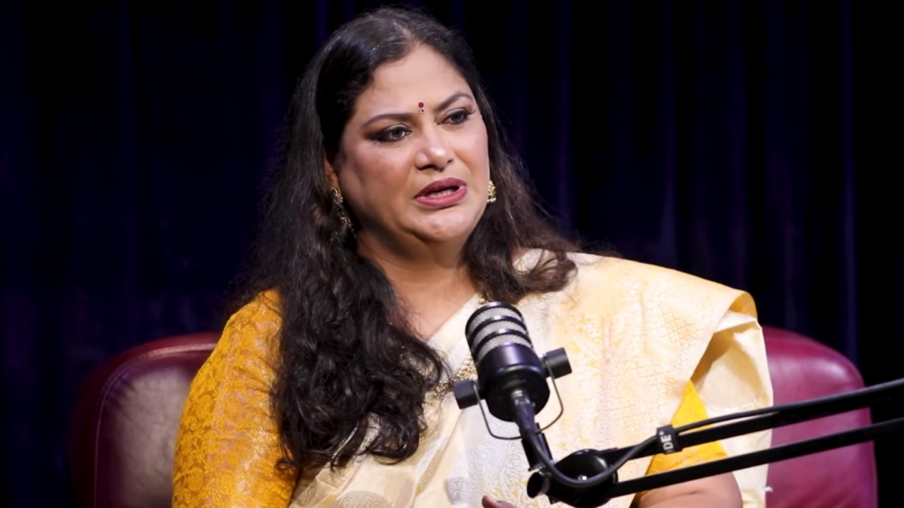 Mirchi Madhavi: ప్రకాష్ రాజ్ తో సినిమా అన్నారు.. ఐదు మందికి కమిట్మెంట్ అడిగారు.. నేను ఎం చేశానో తెలుసా..