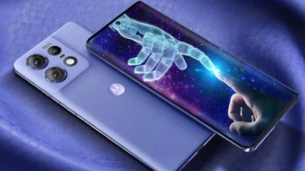 Motorola Edge 50 Pro : బిగ్ డిస్కౌంట్ బ్రో.. మోటోరోలా ఎడ్జ్ 50 ప్రో ధర తగ్గిందోచ్.. అమెజాన్‌లో ఇలా కొన్నారంటే?