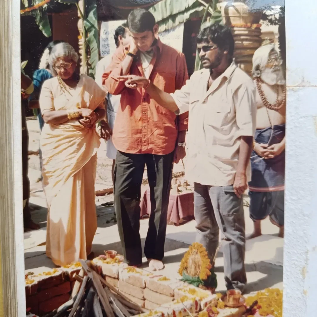 Mahesh Babu Murari Working Stills
