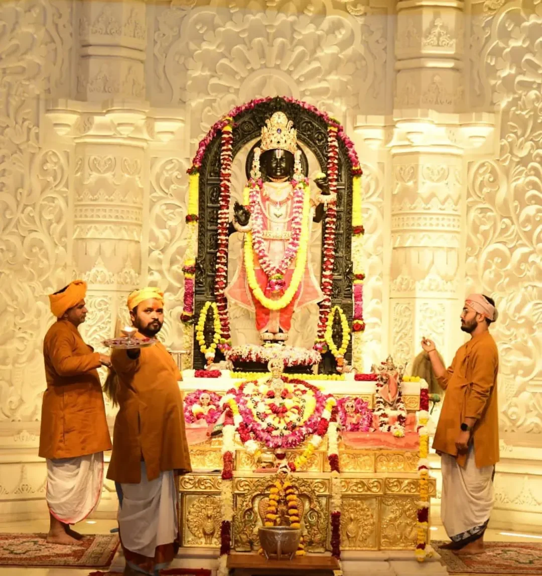 CM Nara Chandrababu Naidu Visits Shri Ram Janmabhoomi Mandir in Ayodhya