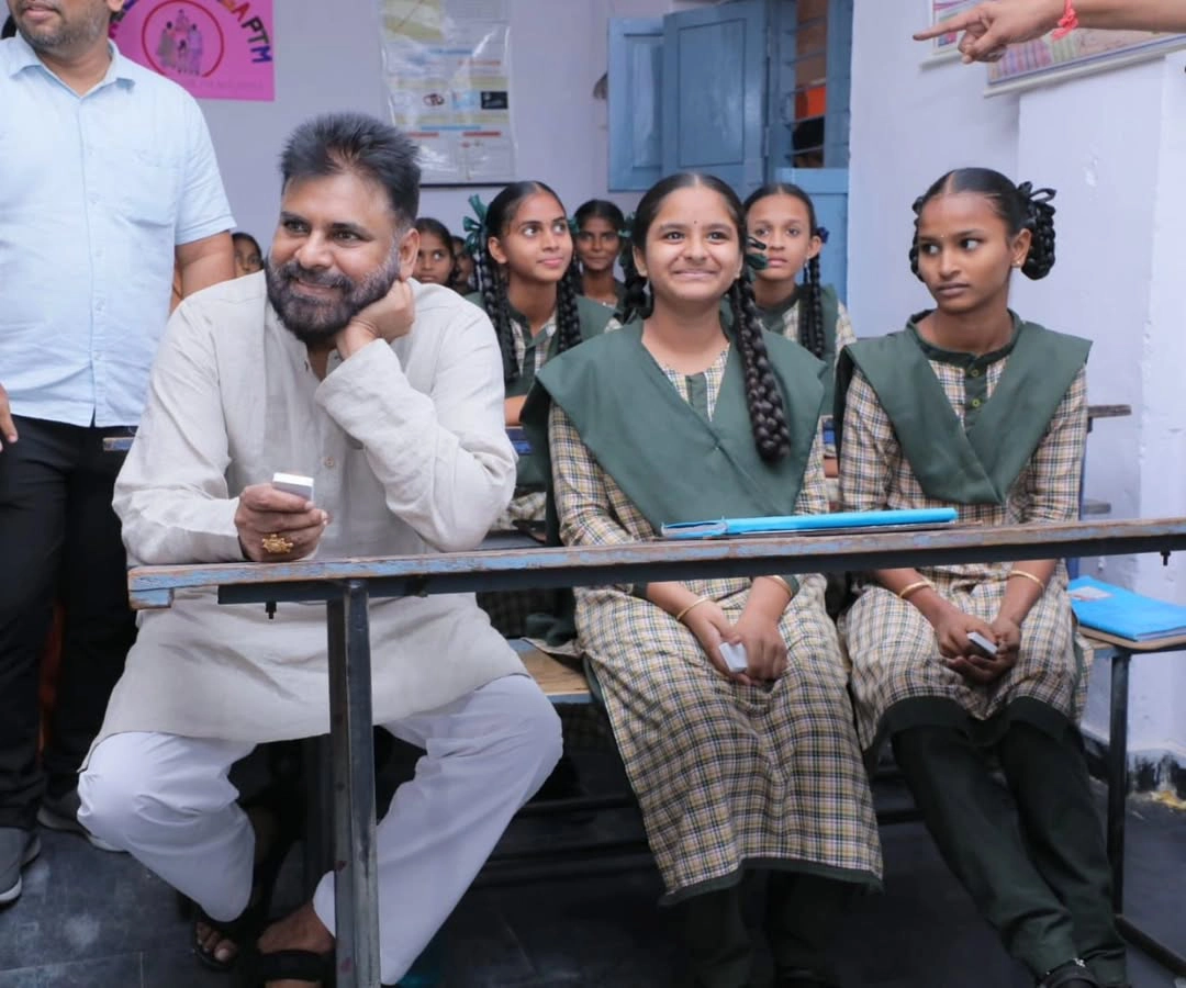 Deputy CM Pawan Kalyan Interacting with students as part of a Mega Parents Teachers meeting at ZPHS Chilakaluripet