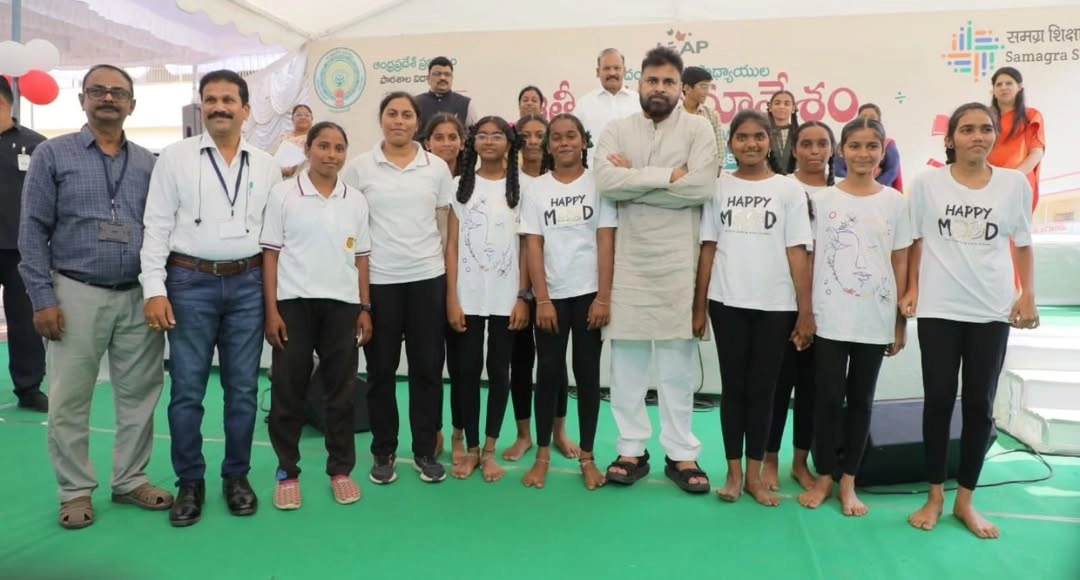 Deputy CM Pawan Kalyan Interacting with students as part of a Mega Parents Teachers meeting at ZPHS Chilakaluripet
