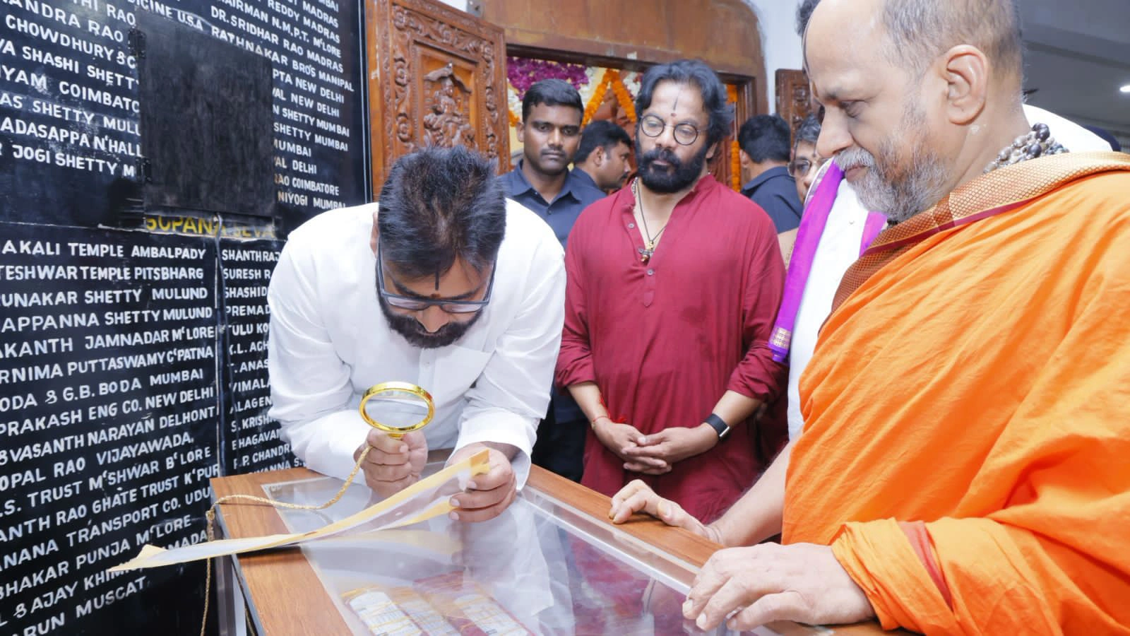 Pawan Kalyan Visits Udupi Sri Krishna Temple