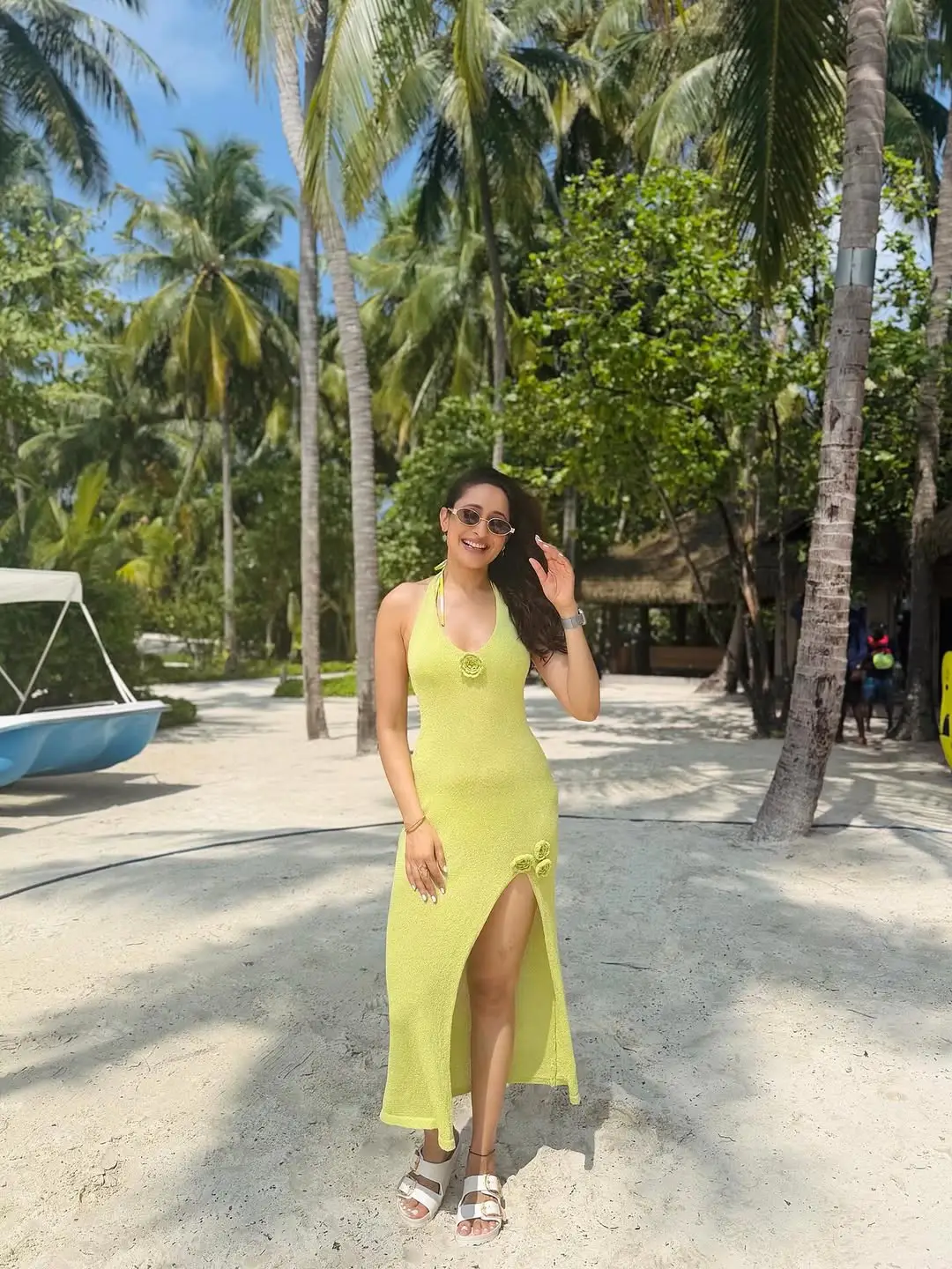 Pragya Jaiswal glamour show in a bikini