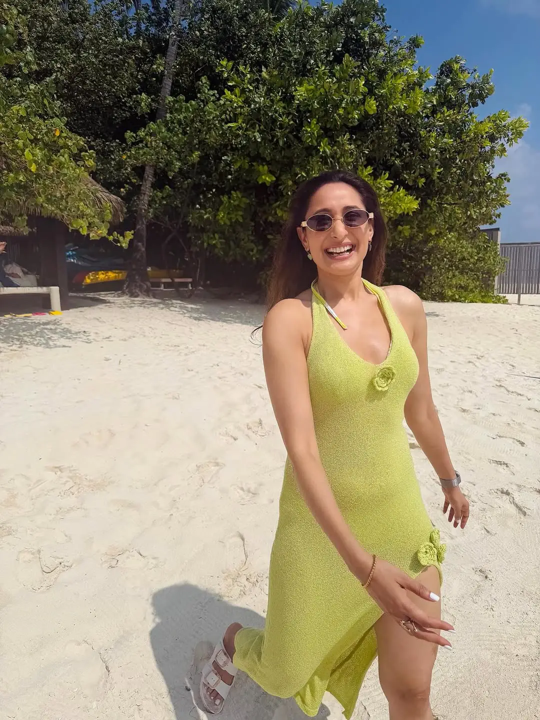 Pragya Jaiswal glamour show in a bikini