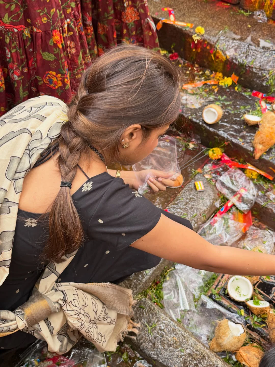 Pranavi Manukonda Visits Tirumala Temple