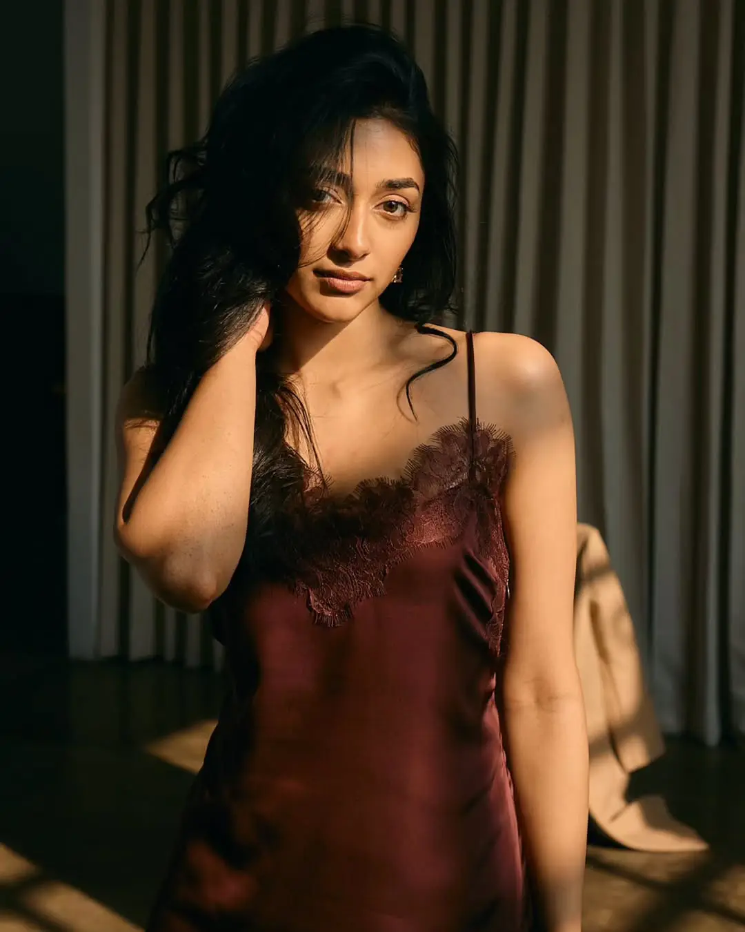 Preethi Mukundan stunning and glamour photos (1)