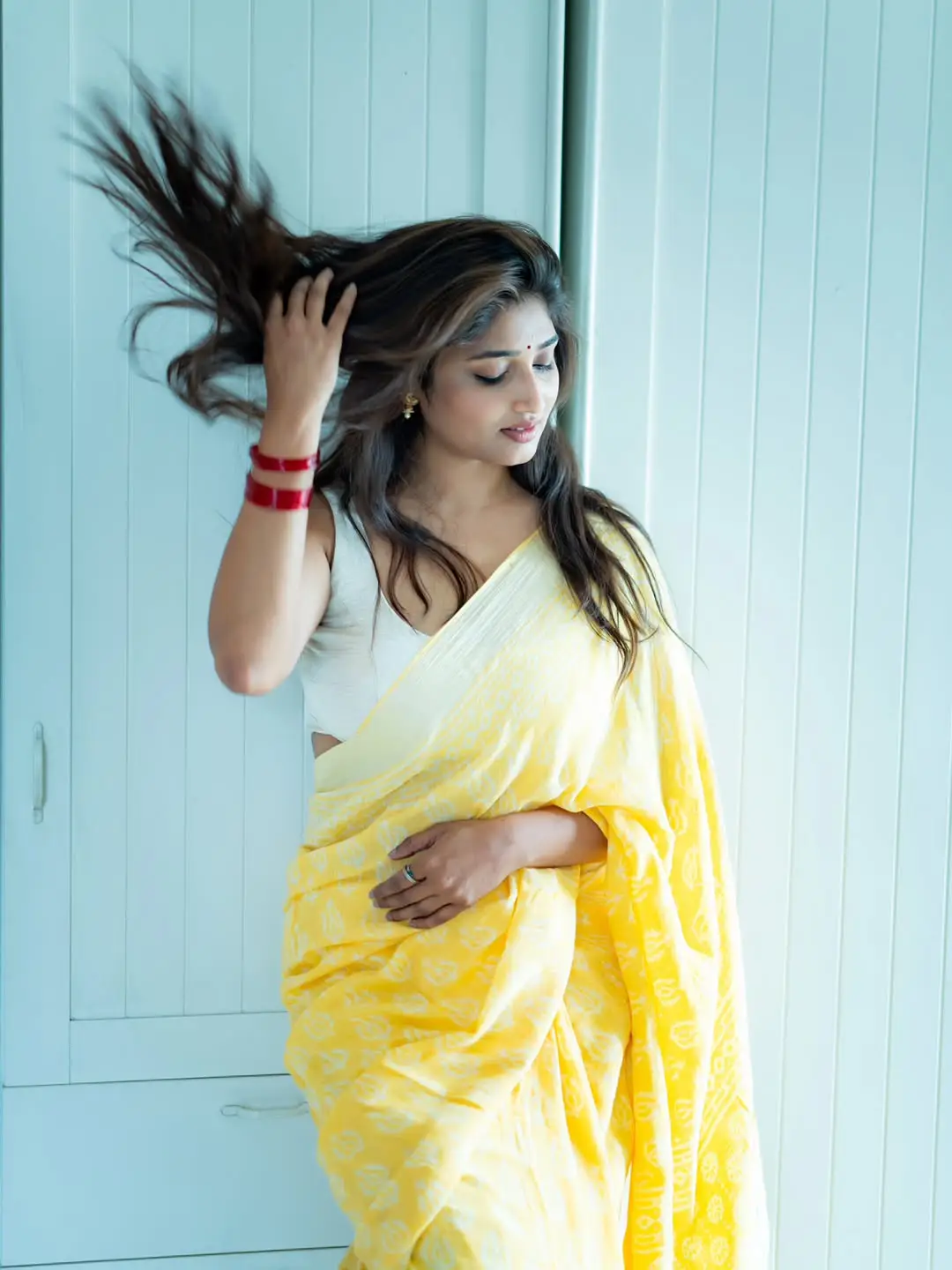 Priya Vadlamani Latest Glamour Photos (1)