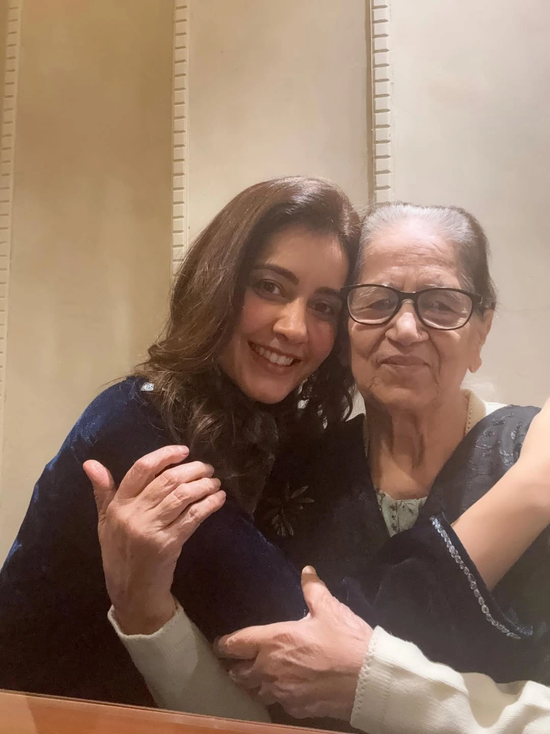 Raashii Khanna Birthday Celebrations