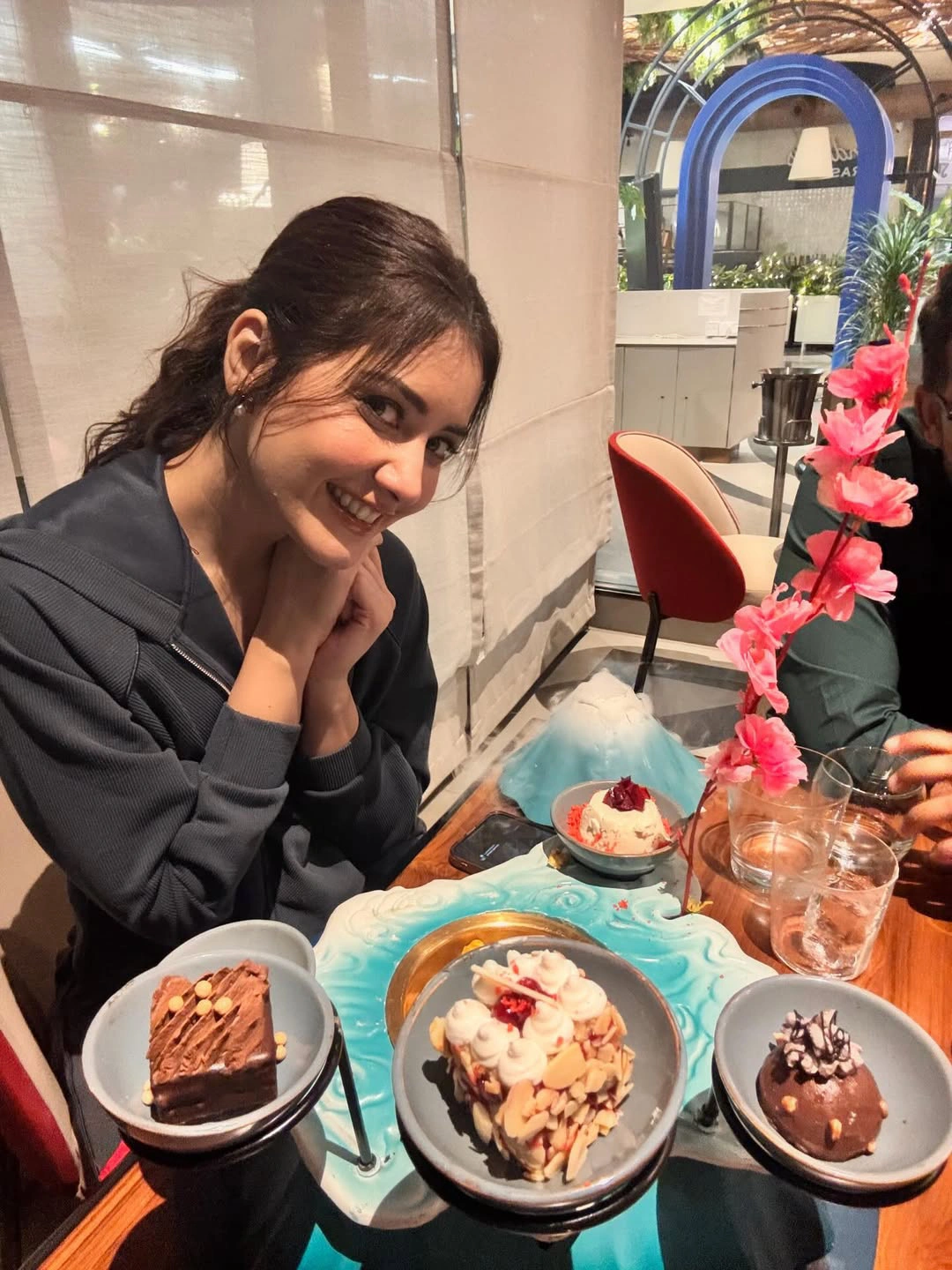 Raashii Khanna Birthday Celebrations