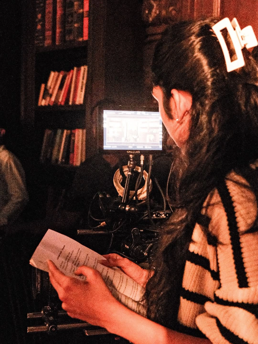 Director Maruthi Daughter Hiya Shares Prabhas Rajasaab Working Stills