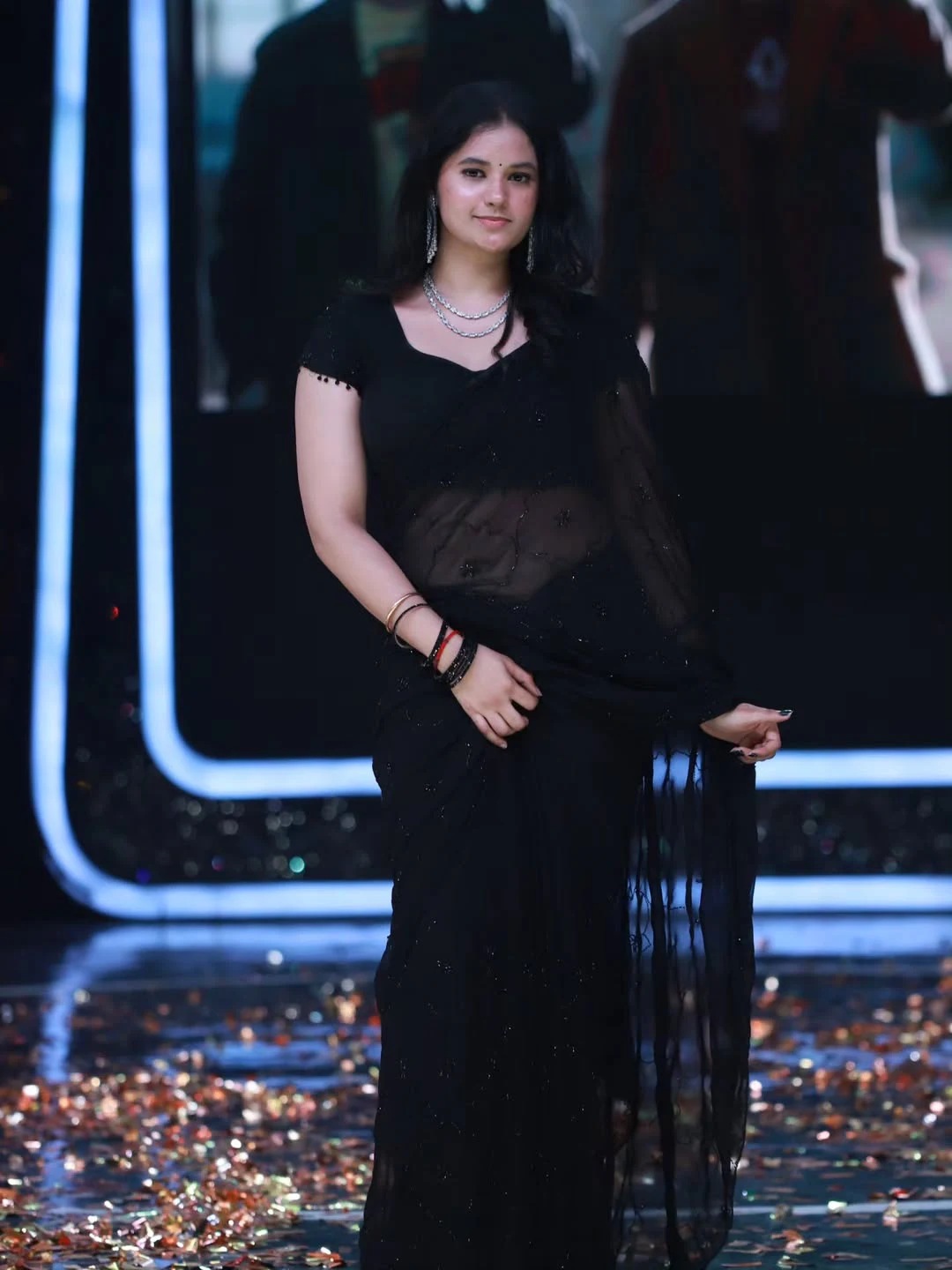Ramya moksha Stunning Looks in Black Saree at Bigg Boss Finale