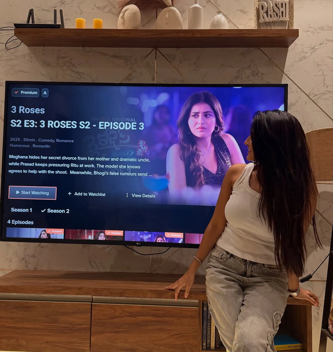 Rashi Singh 3 Roses Working Stills