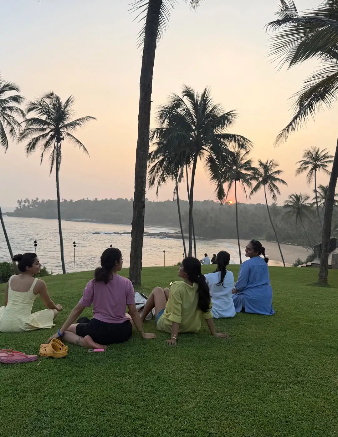 Rashmika Mandanna Enjoying Vacation in Sri Lanka with Friends