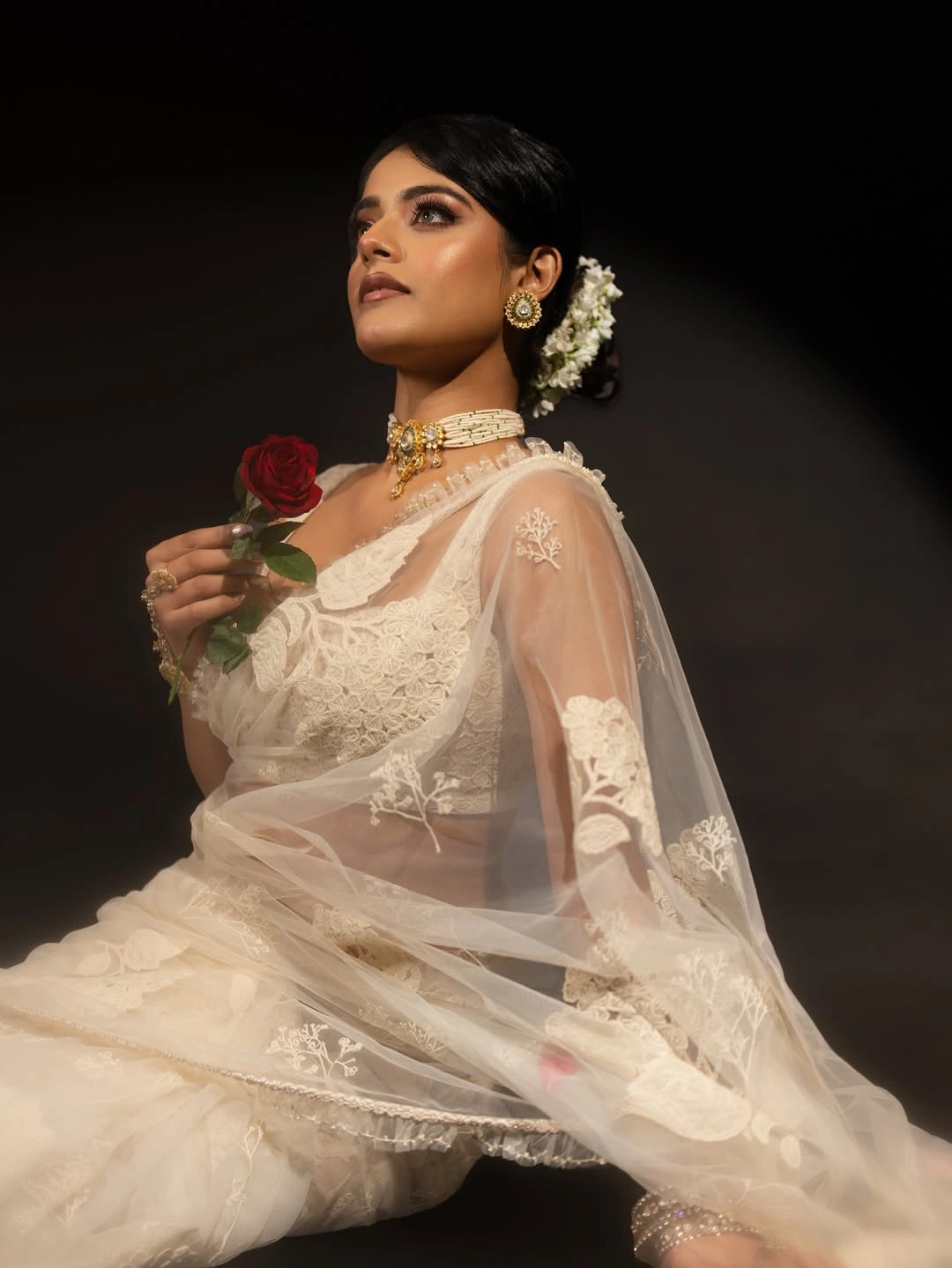 Riddhi Kumaar Stunning Looks in Prabhas Gifted White Saree