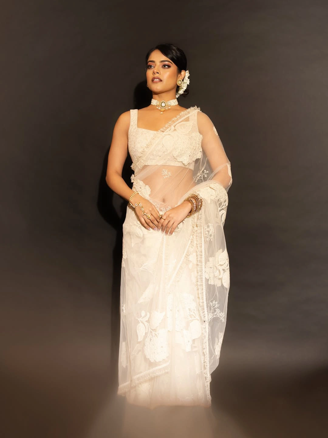 Riddhi Kumaar Stunning Looks in Prabhas Gifted White Saree